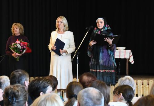 „Parta moja, parta“ - Párta, párta, búra való párta